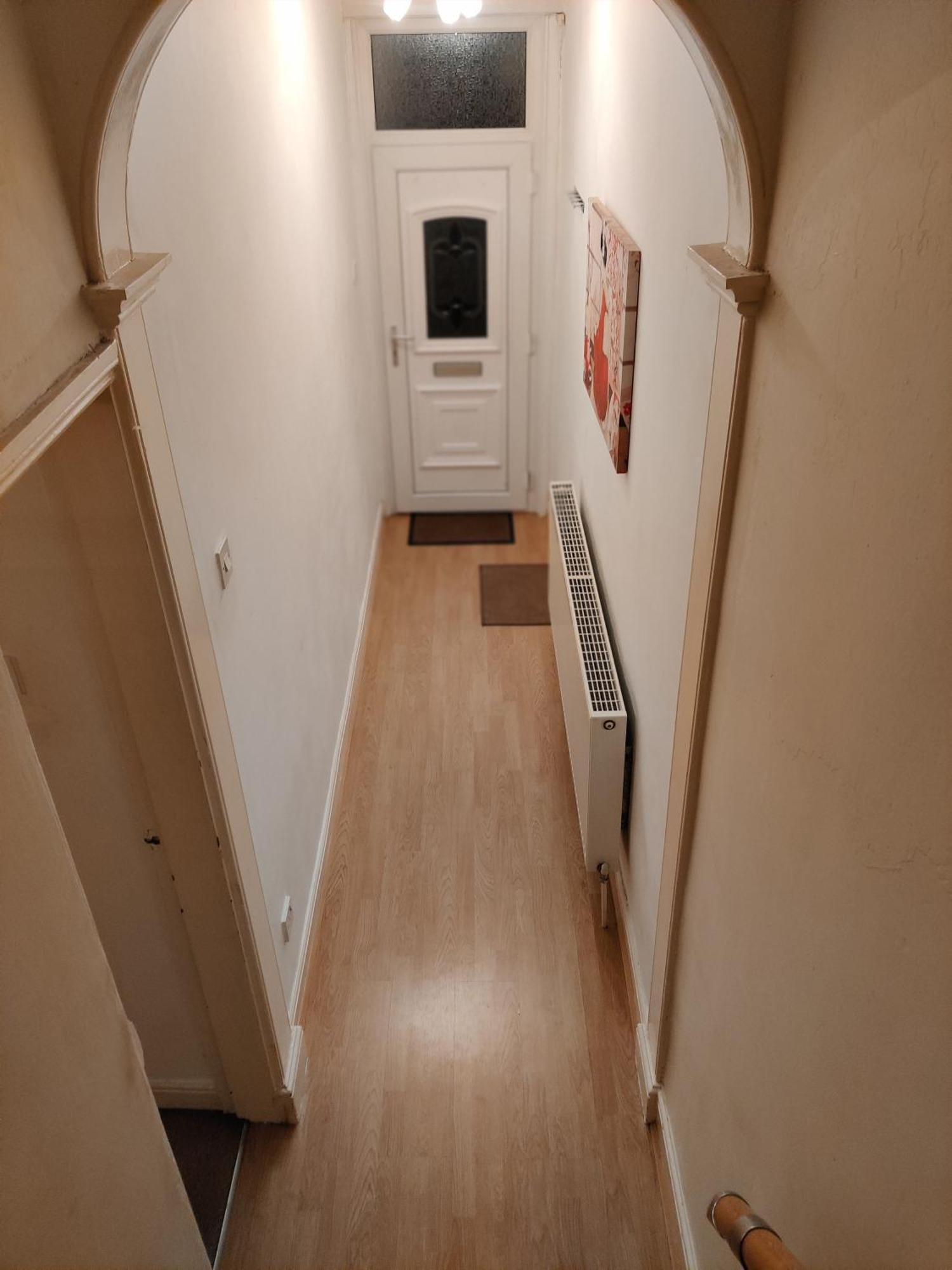 牛顿勒威洛斯Victorian Semi Detached House Behind The High Street别墅 外观 照片